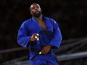 Teddy Riner forfait pour les Mondiaux 2026 à Bakou : blessure à l’épaule met fin à ses espoirs de 12e titre mondial