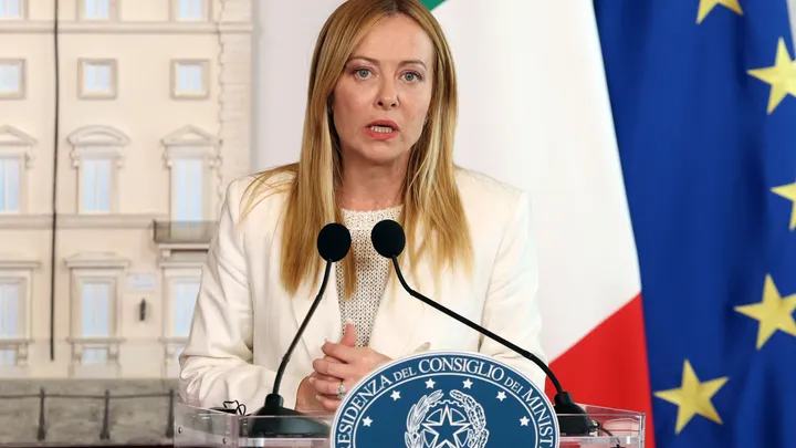 À quoi tient la longévité de Giorgia Meloni ?