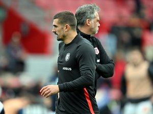 Stade Toulousain : "Les mariages annoncés à l'avance, parfois ça capote !" Ugo Mola ironise sur les départs déjà officialisés de Thomas Ramos et François Cros