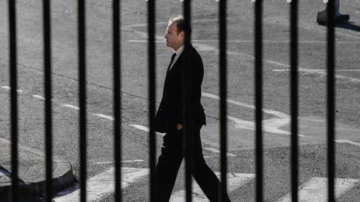 Banier, pour quelques millions de plus 6/6 : La révolte des domestiques