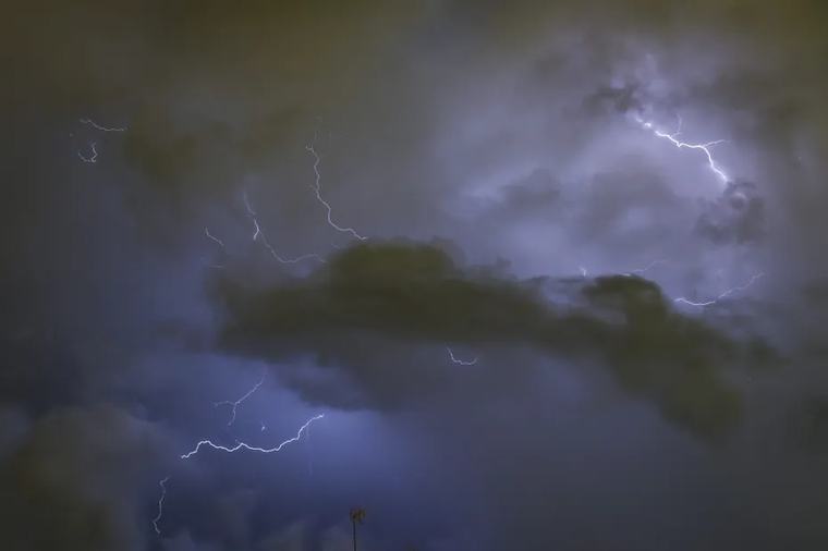 Attention aux orages, Météo-France place Paris et l'Île-de-France en vigilance orange