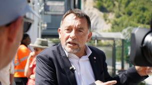 Savoie. « Mme Bonnivard devrait se demander pourquoi on s’adresse à moi plutôt qu’à elle » : passes d’armes entre députés sur fond de visite du chantier du Lyon Turin