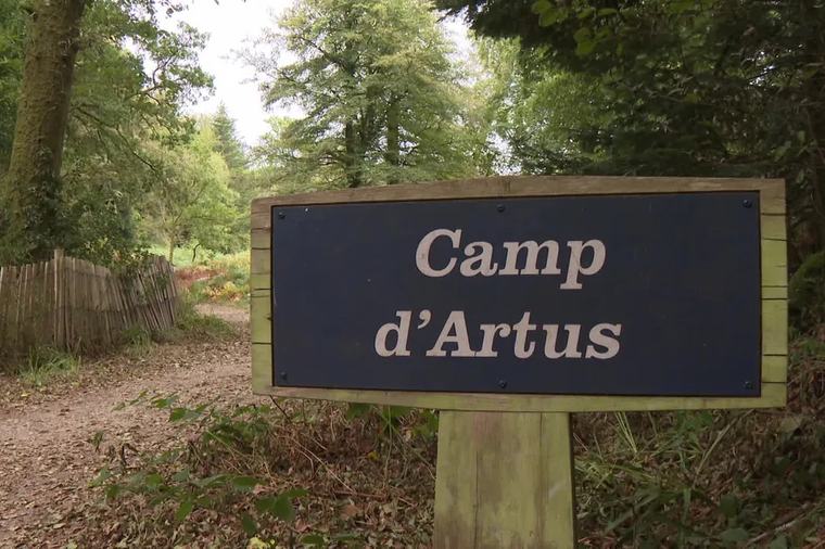 Une cité gauloise au cœur de la Bretagne. Et si le Camp d'Artus était le village d'Astérix ?