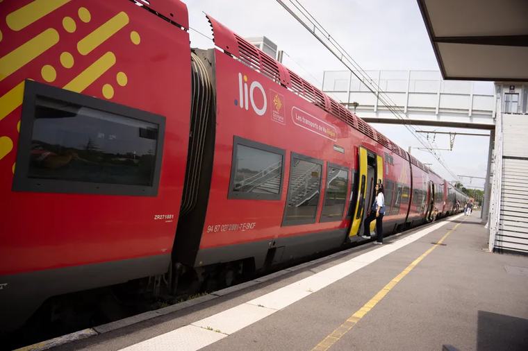 Pas de voyageurs, pas d’arrêt : désormais, ces trains TER s'arrêtent en gare uniquement sur demande, une innovation à titre expérimental