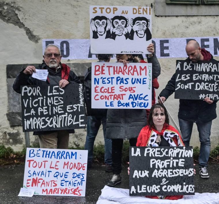 Visite du pape à Lourdes : sept victimes triées sur le volet pour une rencontre, un choix impossible qui exacerbe les tensions