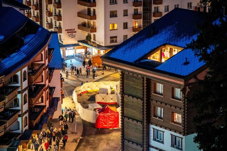 Incendie de Crans-Montana : une ancienne conseillère communale mise en cause, 17 personnes visées par l’instruction pénale ouverte après le drame