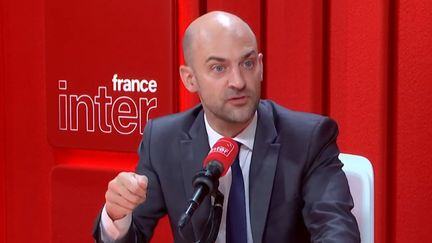 "Nous allons protéger les scrutins de 2027", affirme Jean-Noël Barrot, face au risque d'ingérences étrangères