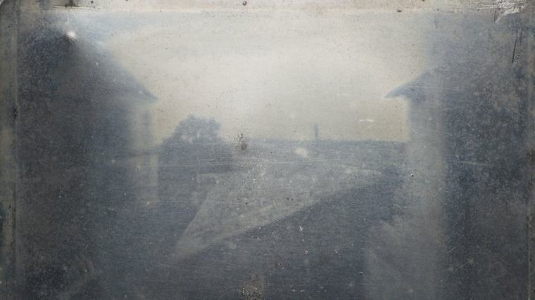 "Point de vue du Gras", la première photographie de l'histoire sera exposée en France en 2027
