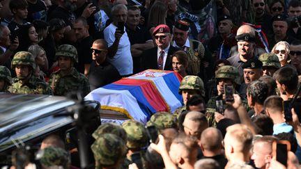 Ratko Mladić, le "boucher des Balkans" érigé en "héros national" lors de ses obsèques