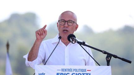 "Il n'y a qu'une voie" : Eric Ciotti propose à Marine Le Pen "un pacte d'alliance" pour la présidentielle de 2027