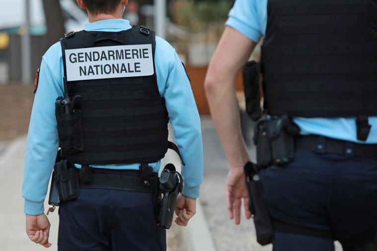 Un adolescent de 14 ans en trottinette mortellement fauché par un train, les barrières du passage à niveau « ont correctement fonctionné »
