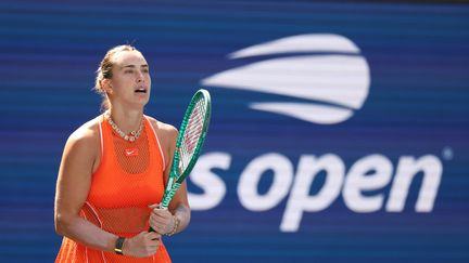 "Quelqu'un est en train de fumer de l'herbe" : Aryna Sabalenka interrompt son match à l'US Open à cause d'une odeur de cannabis sur le court