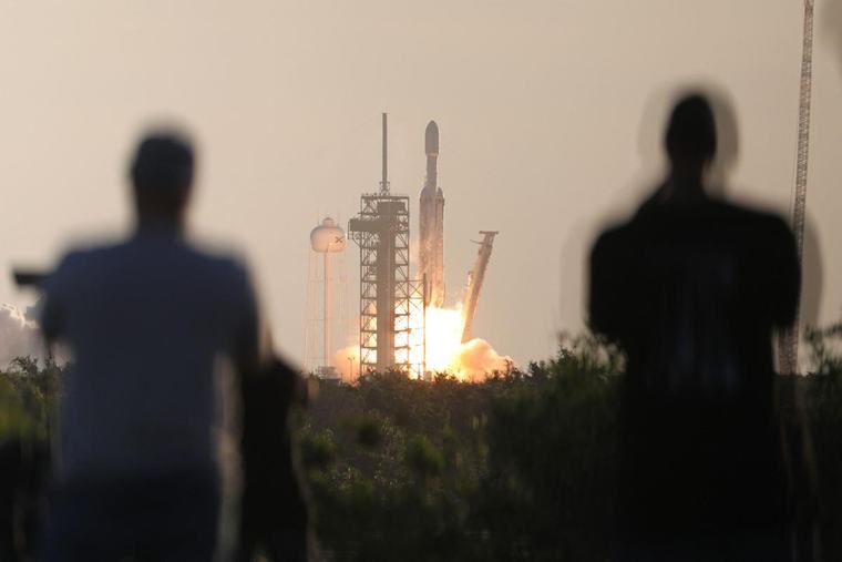 Sommet de l’espace à Paris : entre annulations et pressions, les ambitions françaises mises à l’épreuve