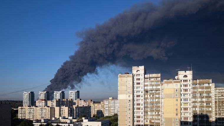 Guerre en Ukraine: au moins quatre morts dans une attaque russe dans le centre-est du pays