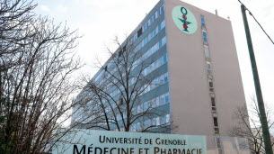 Grenoble. « Mettre en sécurité les étudiants » : le président de l'UGA revient sur la suspension de l'association des étudiants en médecine
