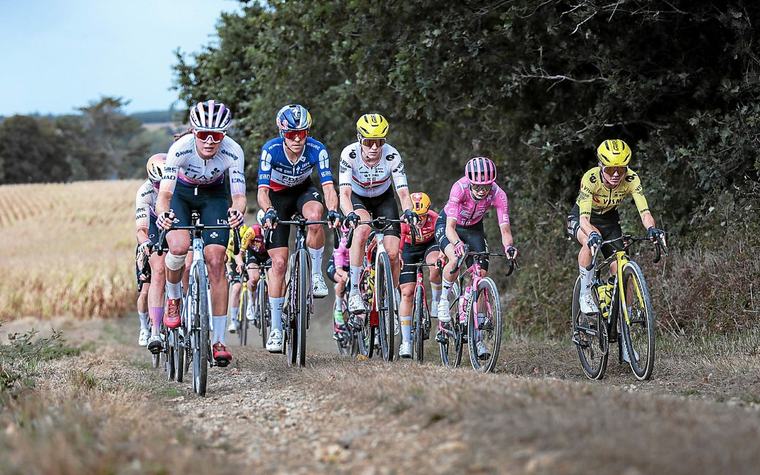 « J’ai fait la course que j’avais à faire, il n’y a pas de regrets à avoir. J’ai tout tenté… », estime Célia Géry, troisième de la Pointe du Raz Ladies Classic