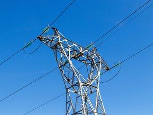 "Indispensable", "moindre impact", "compensations…" : RTE défend son projet de ligne à très haute tension à travers la Camargue