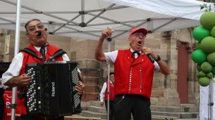 Mulhouse. Musique, marché, banquet et bilinguisme : l’Alsace et son terroir, stars du jour avec « Willkumma im Dorf »