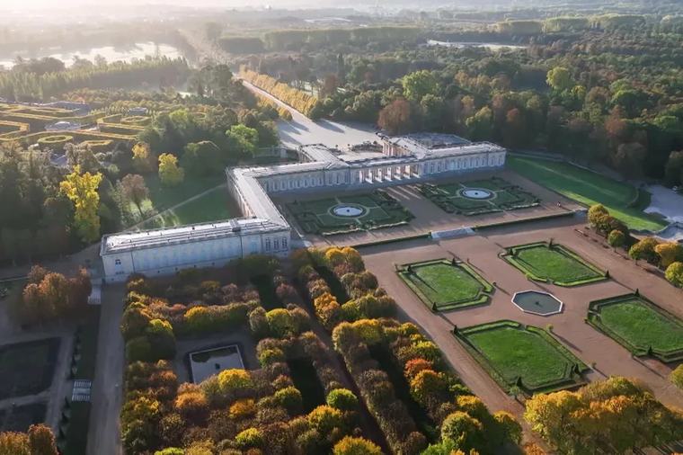 Depuis 50 ans, il veille sur les arbres du Roi Soleil : rencontre avec l'élagueur des jardins de Versailles