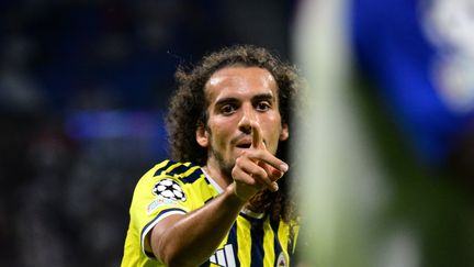 Mattéo Guendouzi suspendu quatre matchs, dont deux ferme, pour insultes lors de Lyon-Fenerbahçe