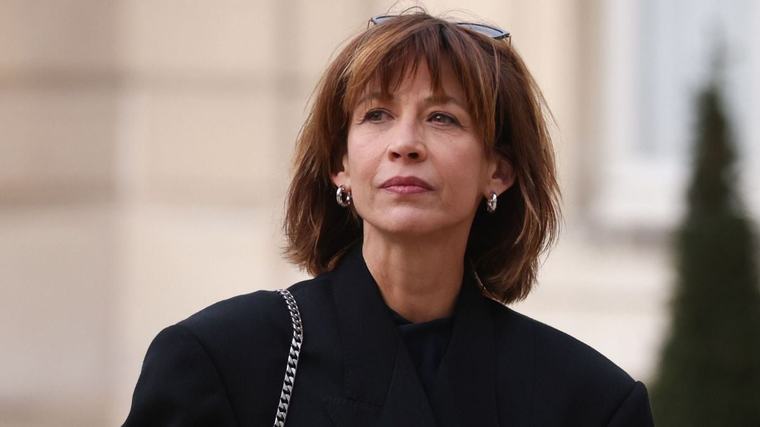 Sophie Marceau (58 ans) enceinte : "J'en avais sur mon chapeau et ma veste", cette combine qui a permis à Isabelle Adjani de la remplacer sur ce film