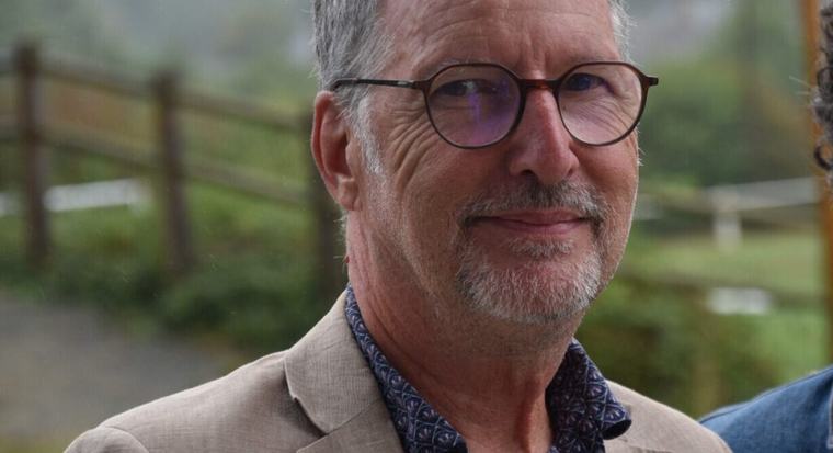 Hugues Bombled, ancien maire de Rouessé-Vassé, présente sa liste La France insoumise pour les élections sénatoriales