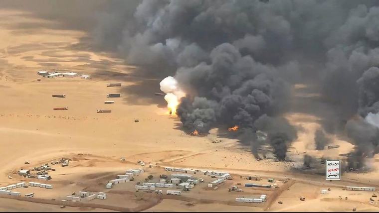 Moyen-Orient : 73 blessés et des sites énergétiques touchés en Arabie saoudite après une série d’attaques des rebelles houthis