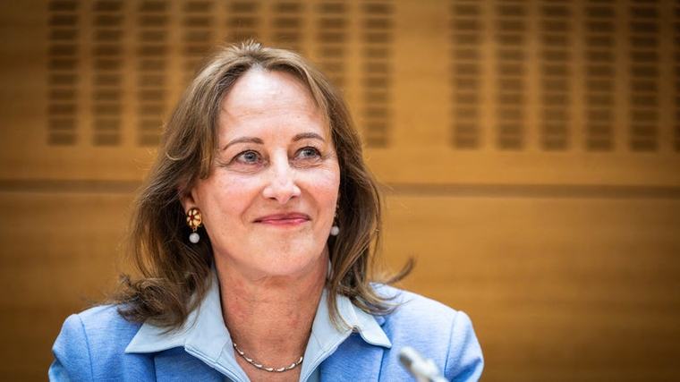 "Je ne savais pas que cela viendrait si vite": Ségolène Royal annonce avoir obtenu les parrainages nécessaires pour participer à la primaire socialiste