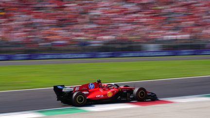 La sortie de route spectaculaire de Charles Leclerc au Grand Prix d'Italie sur la piste de Monza