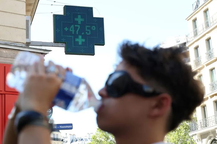 Après l'été 2026, le plus chaud jamais enregistré en France, les scientifiques entre colère et accablement face à l'inaction politique