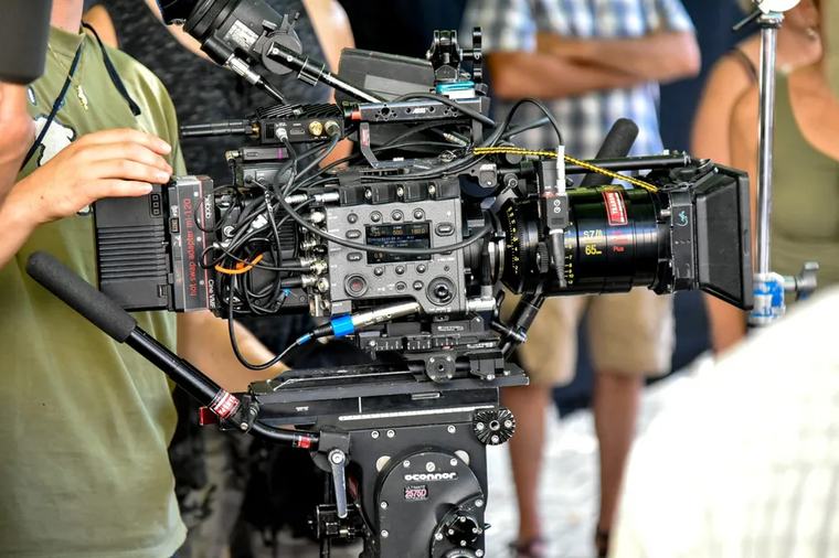 Plus de 200 figurants recherchés pour un tournage à Besançon : la série "Meurtres à..." de France Télévisions organise un casting
