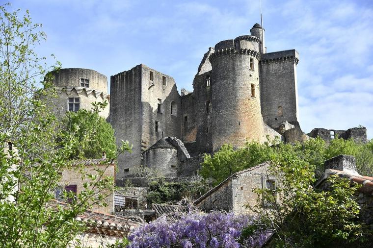 « Nous sommes sur de l’urgence » : un chantier à 700 000 euros pour le château de Bonaguil, dont un tiers devrait être financé par le loto du patrimoine