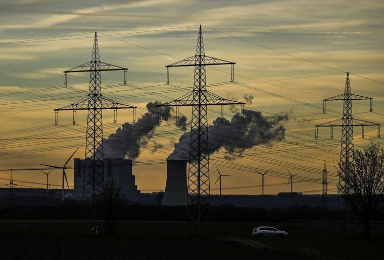 « Les combustibles fossiles sont un crime » : en Allemagne, un homme revendique la récente série de sabotages sur le réseau électrique