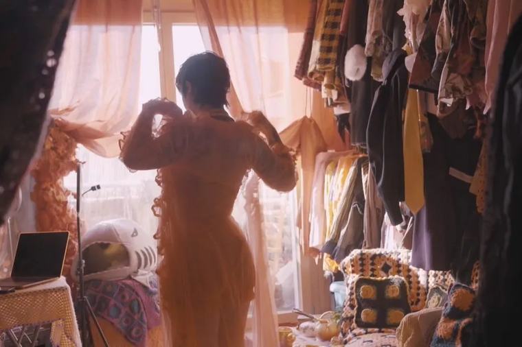 "C'est un peu comme Twitch en un peu plus sexy": ces personnes qui choisissent de devenir travailleurs et travailleuses du sexe
