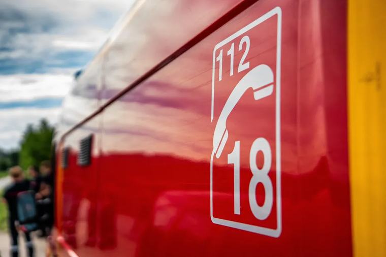 Une femme de 36 ans meurt dans un accident de la route après avoir effectué plusieurs tonneaux