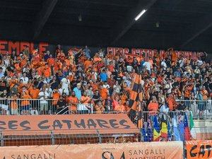 Le Parc des Sports chante à la gloire d'un vaillant Racing Club Narbonnais qui lui a offert une première victoire de dernière seconde