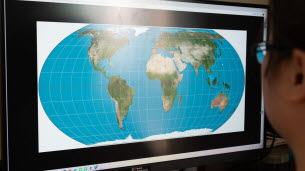 Décryptage. Les États-Unis trop grands, l'Afrique trop petite : pourquoi l’ONU s'attaque à la carte du monde