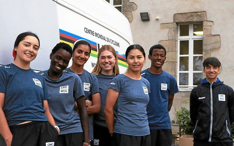 « On peut avoir des futurs Biniam Girmay dans un tout petit pays » : à Josselin, l’UCI veut donner sa chance à des coureurs du monde entier