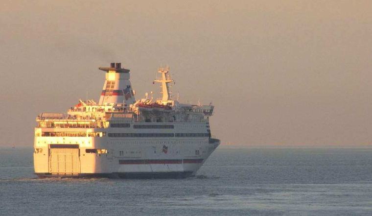 Compare ferry prices to France