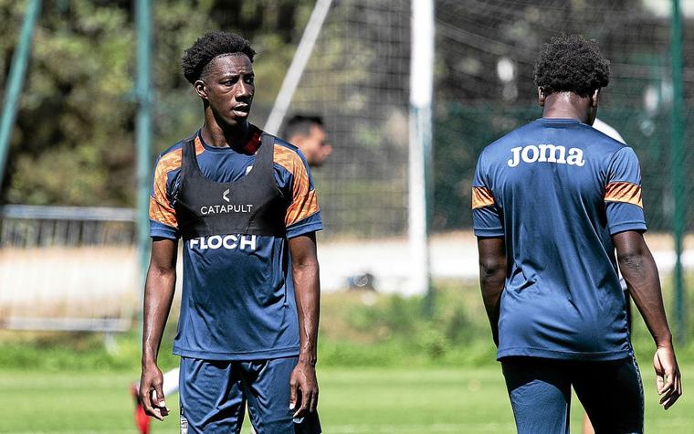 Toutes les recrues qualifiées et un seul forfait pour Lorient avant le déplacement à Lens