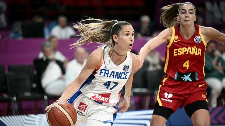 La nouvelle dimension du basket féminin français : "On aimerait avoir un peu plus de visibilité" : Romane Bernies réclame encore plus de lumière pour le basket féminin