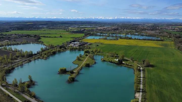 Des scientifiques prennent le pouls des lacs artificiels au sud de la Haute-Garonne et en Ariège
