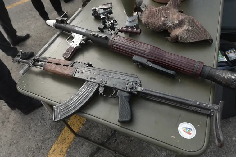Trois personnes domiciliées à Bruxelles mises en examen après des tirs d'AK-47 sur une maison de Tourcoing