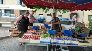 Rhône. « On doit faire 4 kilomètres » : les habitants de ce village de 900 habitants près de Lyon s’organisent pour créer une épicerie