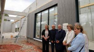Sarre-Union. Le futur centre d’imagerie médicale a son premier mur de bois
