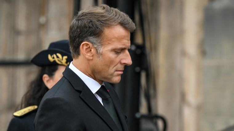 "L'Italie n'est plus le problème, c'est la France de Macron", "le cauchemar des investisseurs", "le maillon faible": la presse étrangère tire à boulets rouges sur la France et sa situation budgétaire "catastrophique"