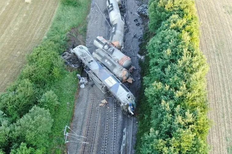Convoi exceptionnel percuté par un train à un passage à niveau : la société de transport de yacht reconnue coupable
