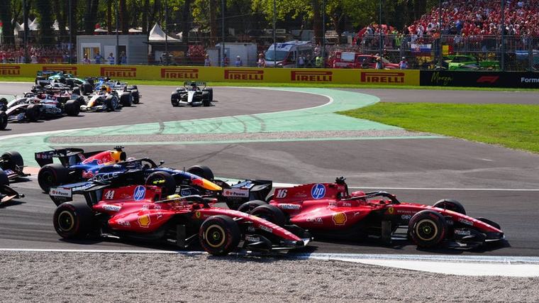 F1, GP d'Italie: Hamilton poussé par son coéquipier, crash pour Leclerc... début de course catastrophique pour Ferrari