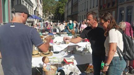 Braderie de Lille : dans les coulisses de la chasse aux objets illégaux