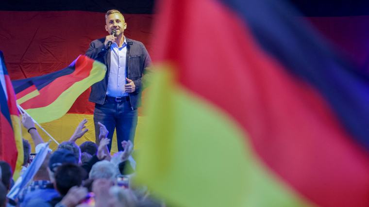 Victoire de l'AfD en Saxe-Anhalt: pourquoi le RN a pris ses distances avec le parti d'extrême droite allemand
